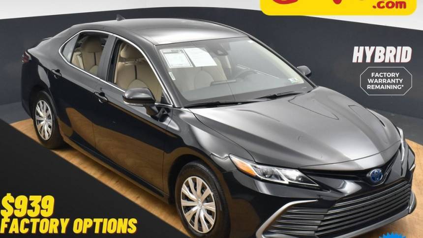 2022 Toyota Camry Hybrid LE — Sedan — 29,783 mi — Maple Shade, NJ
