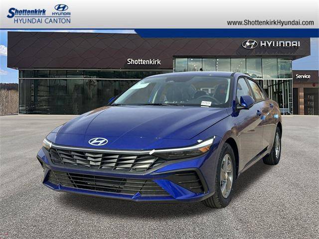 2025 Hyundai Elantra SE — Sedan — 301 mi — Canton, GA