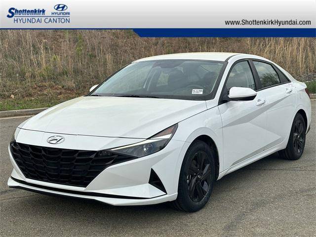 2022 Hyundai Elantra Hybrid Blue — Sedan — 25,769 mi — Canton, GA