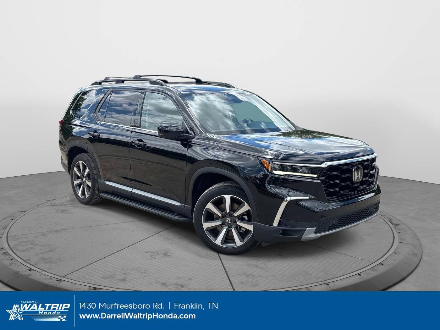 2023 Honda Pilot Touring — SUV — 31,393 mi — Franklin, TN