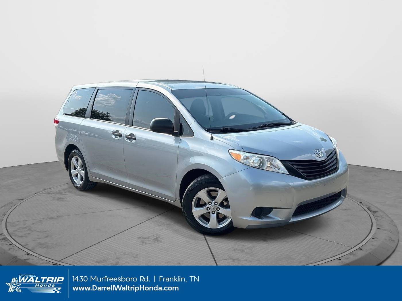 2011 Toyota Sienna Base — Minivan — 131,368 mi — Franklin, TN