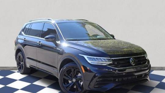 2024 Volkswagen Tiguan SE R-Line Black — SUV — 5,733 mi — Franklin, TN