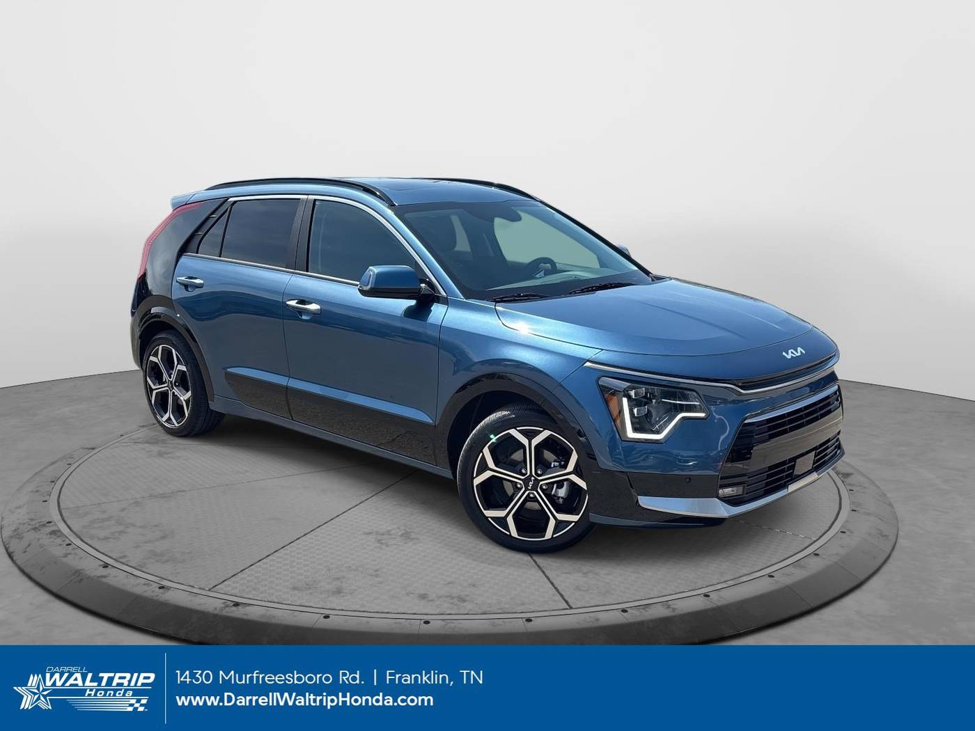 2024 Kia Niro Plug-In Hybrid SX Touring — SUV — 6,111 mi — Franklin, TN