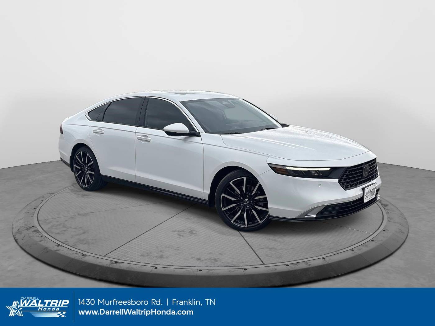 2023 Honda Accord Hybrid Touring — Sedan — 13,567 mi — Franklin, TN