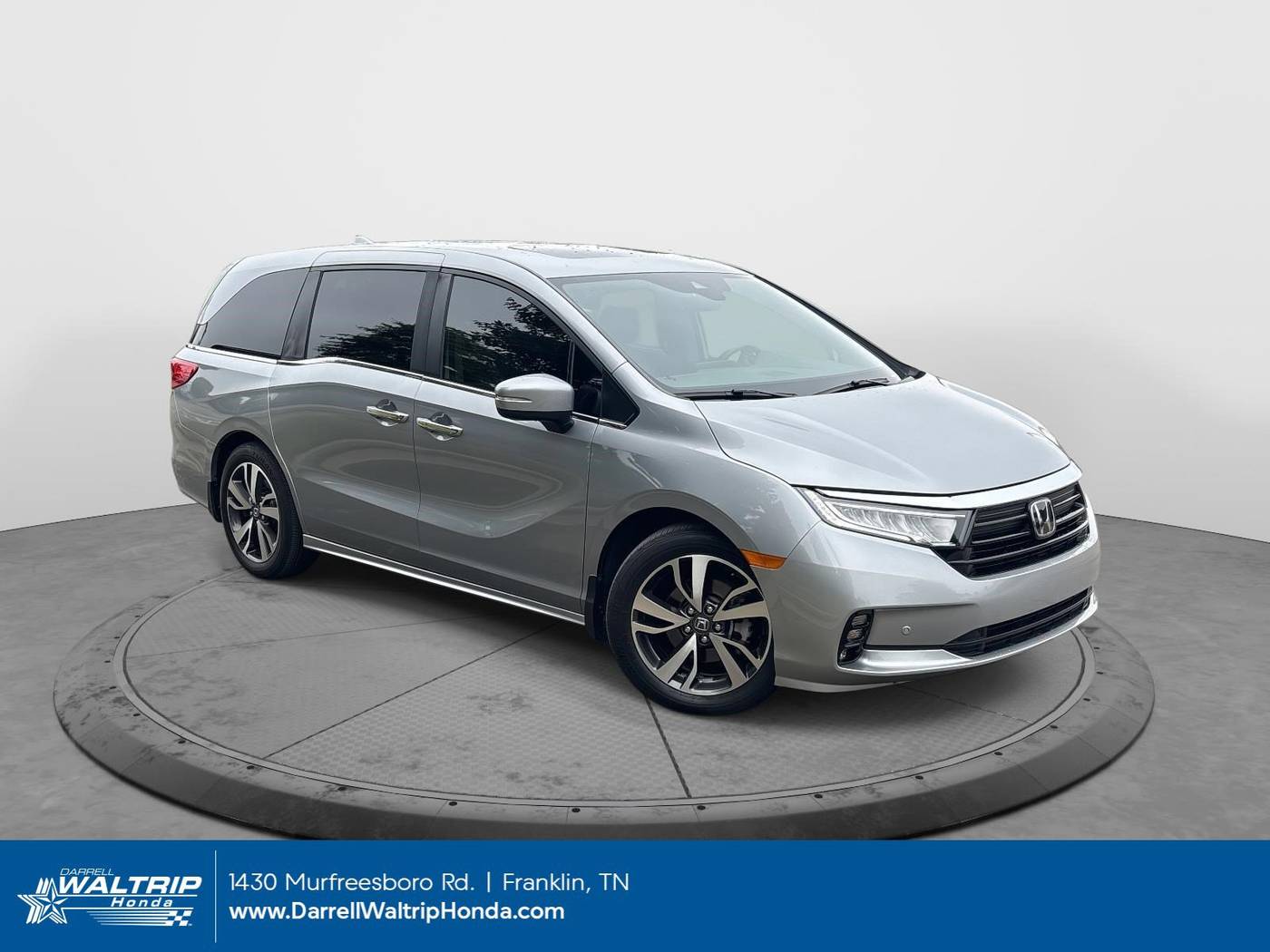 2023 Honda Odyssey Touring — Minivan — 17,988 mi — Franklin, TN