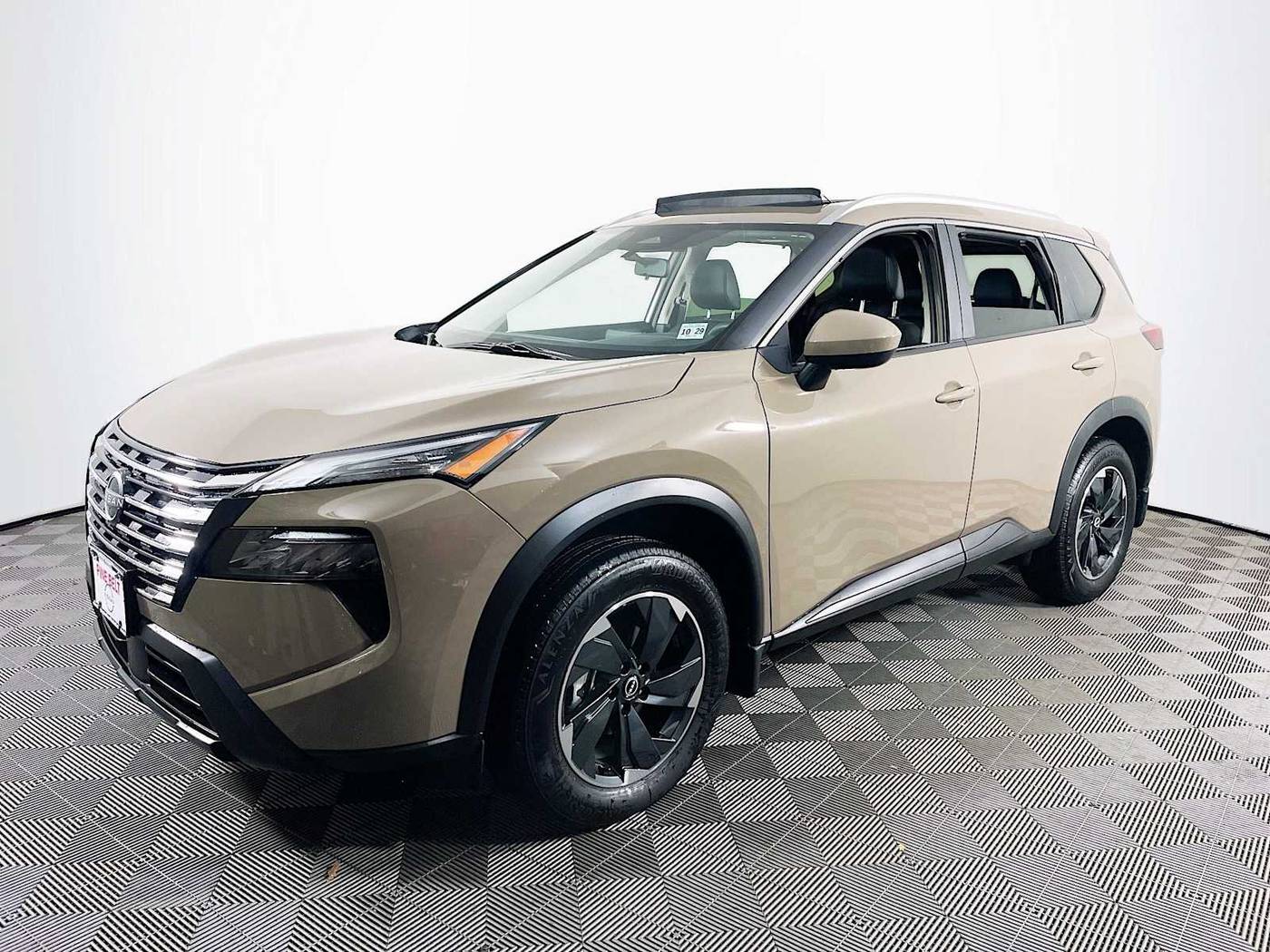 2024 Nissan Rogue SV — SUV — 3,907 mi — Toms River, NJ