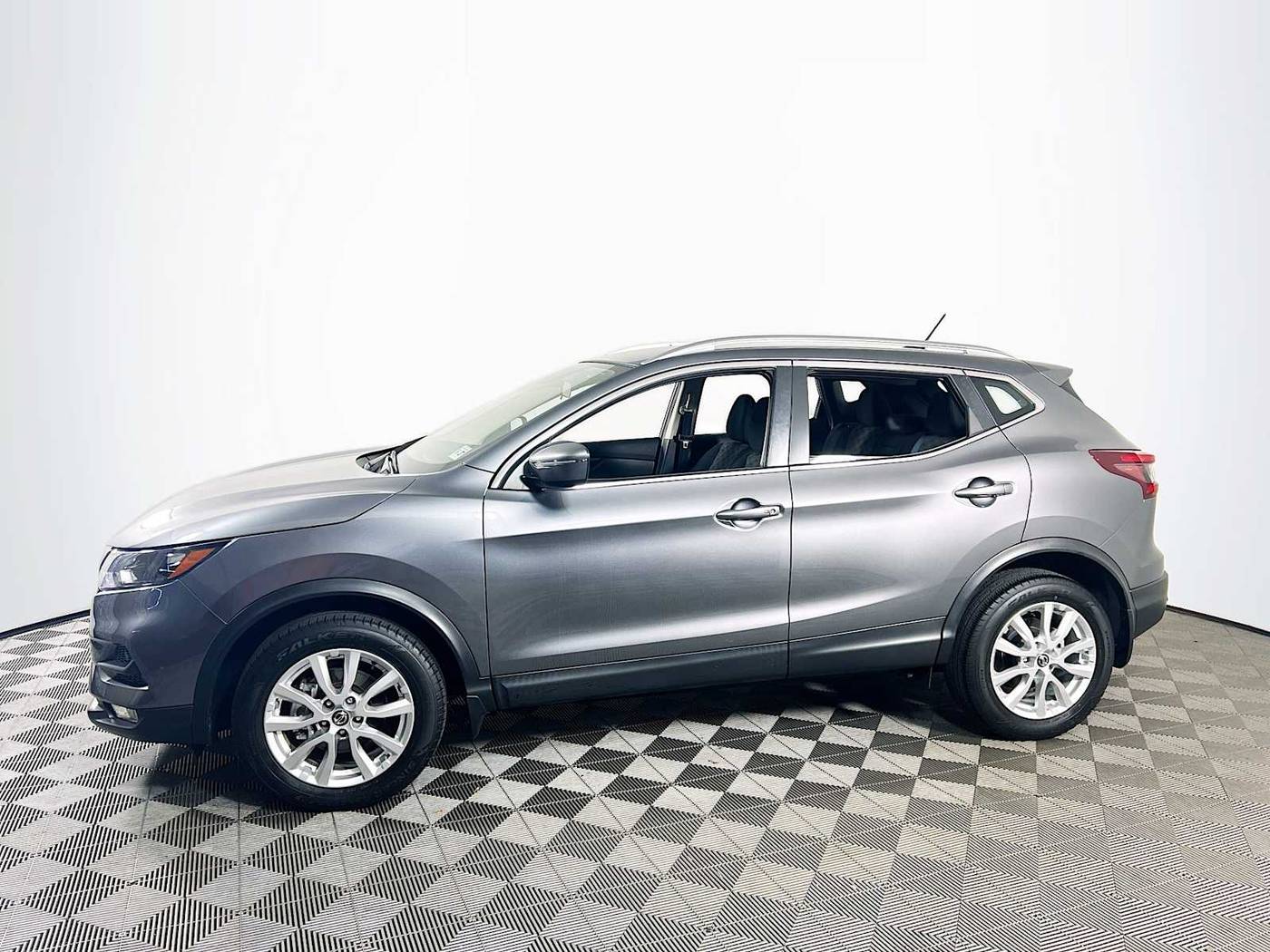 2022 Nissan Rogue Sport SV — SUV — 17,048 mi — Toms River, NJ