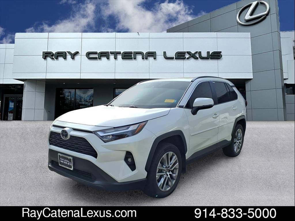 2022 Toyota RAV4 XLE Premium — SUV — 34,281 mi — Larchmont, NY