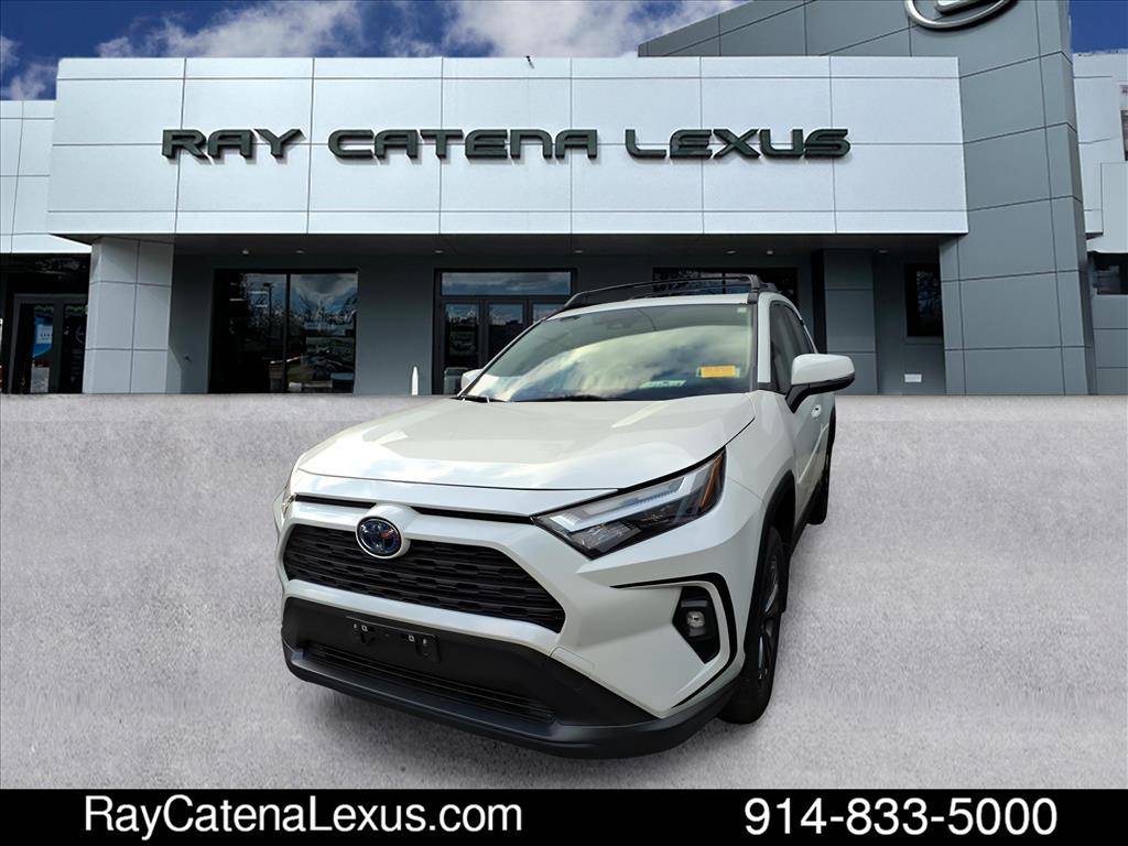 2022 Toyota RAV4 Hybrid XLE Premium — SUV — 32,147 mi — Larchmont, NY