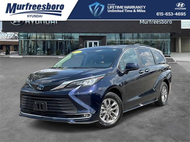 2023 Toyota Sienna XLE — Minivan — 52,845 mi — Murfreesboro, TN