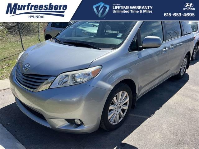 2017 Toyota Sienna XLE Premium — Minivan — 106,084 mi — Murfreesboro, TN