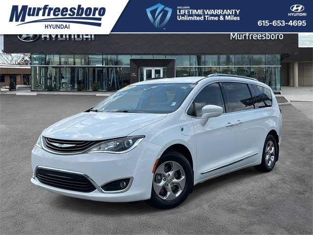 2018 Chrysler Pacifica Hybrid Touring L — Minivan — 107,737 mi — Murfreesboro, TN