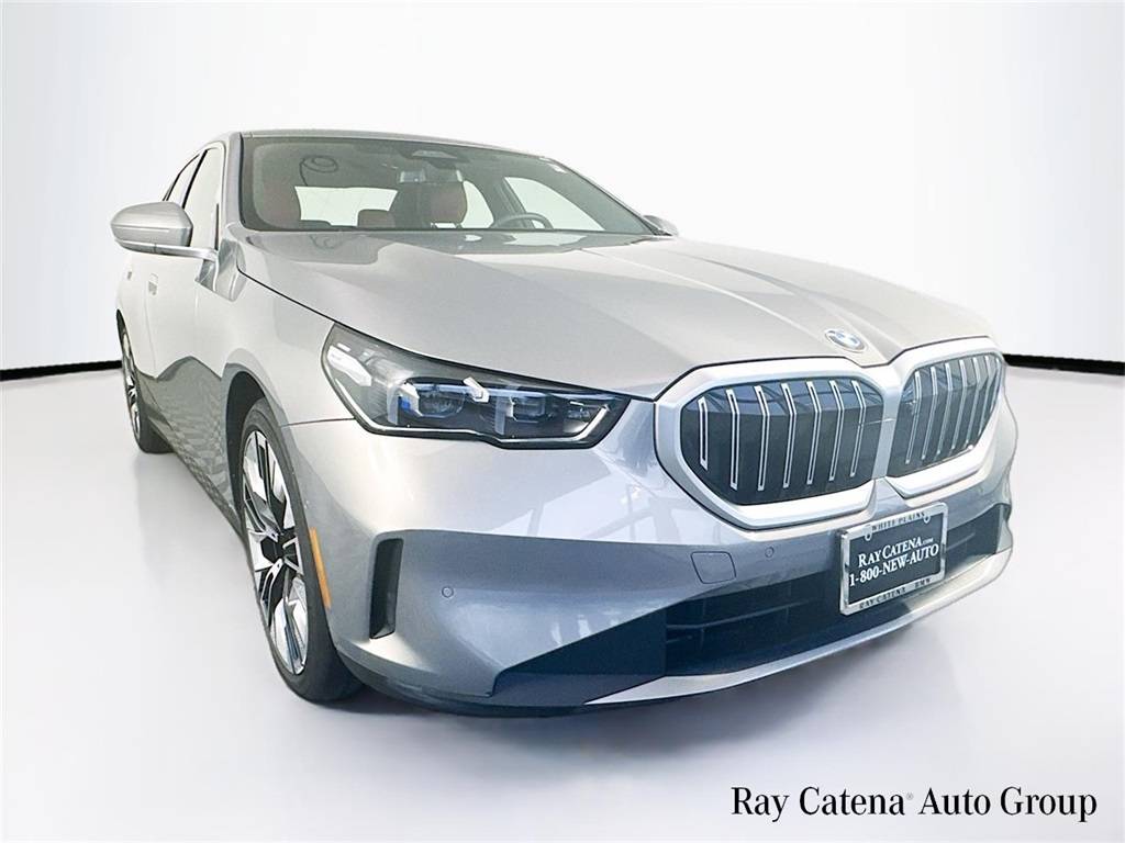 2025 BMW 5 Series 530i — Sedan — 6,159 mi — White Plains, NY