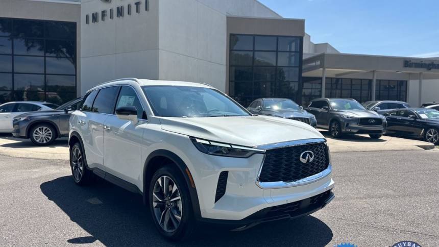 2025 INFINITI QX60 LUXE — SUV — 7 mi — Hoover, AL