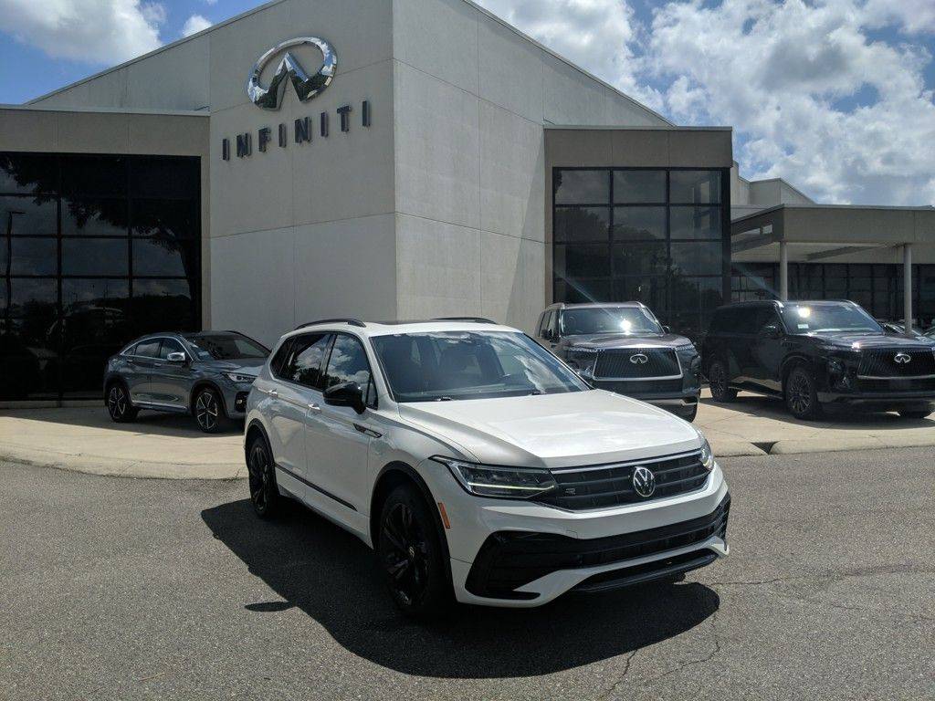 2023 Volkswagen Tiguan SE R-Line Black — SUV — 33,031 mi — Hoover, AL