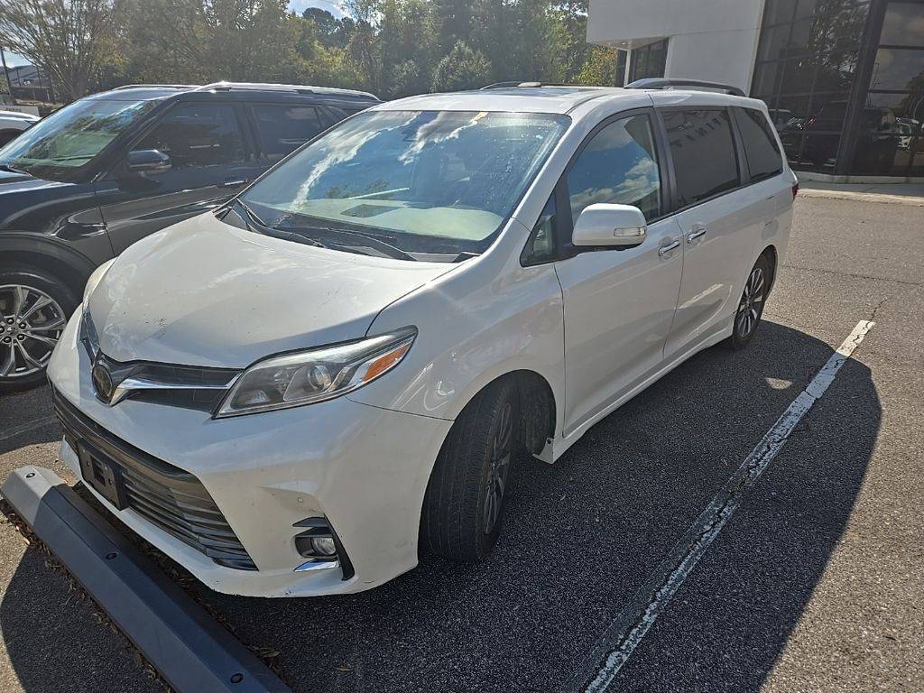 2019 Toyota Sienna L — Minivan — 95,438 mi — Hoover, AL