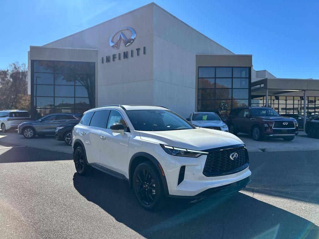 2025 INFINITI QX60 LUXE — SUV — 6,270 mi — Hoover, AL