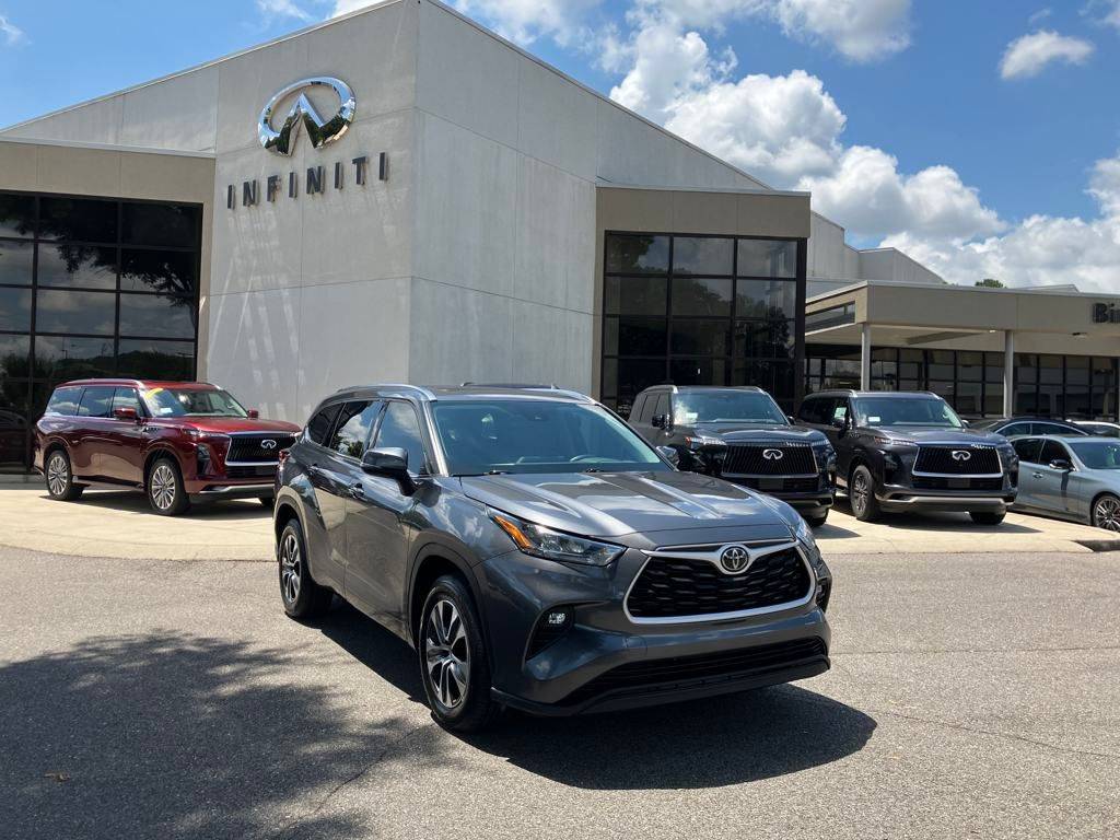 2020 Toyota Highlander XLE — SUV — 83,411 mi — Hoover, AL