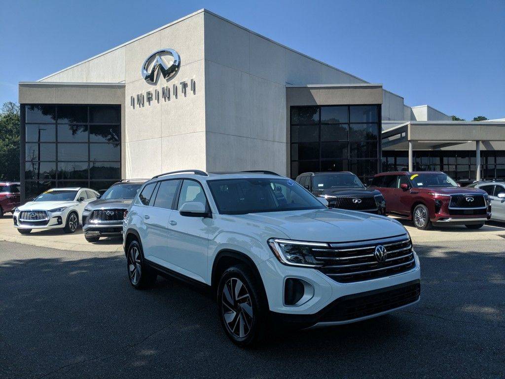 2025 Volkswagen Atlas SE with Technology — SUV — 2,898 mi — Hoover, AL