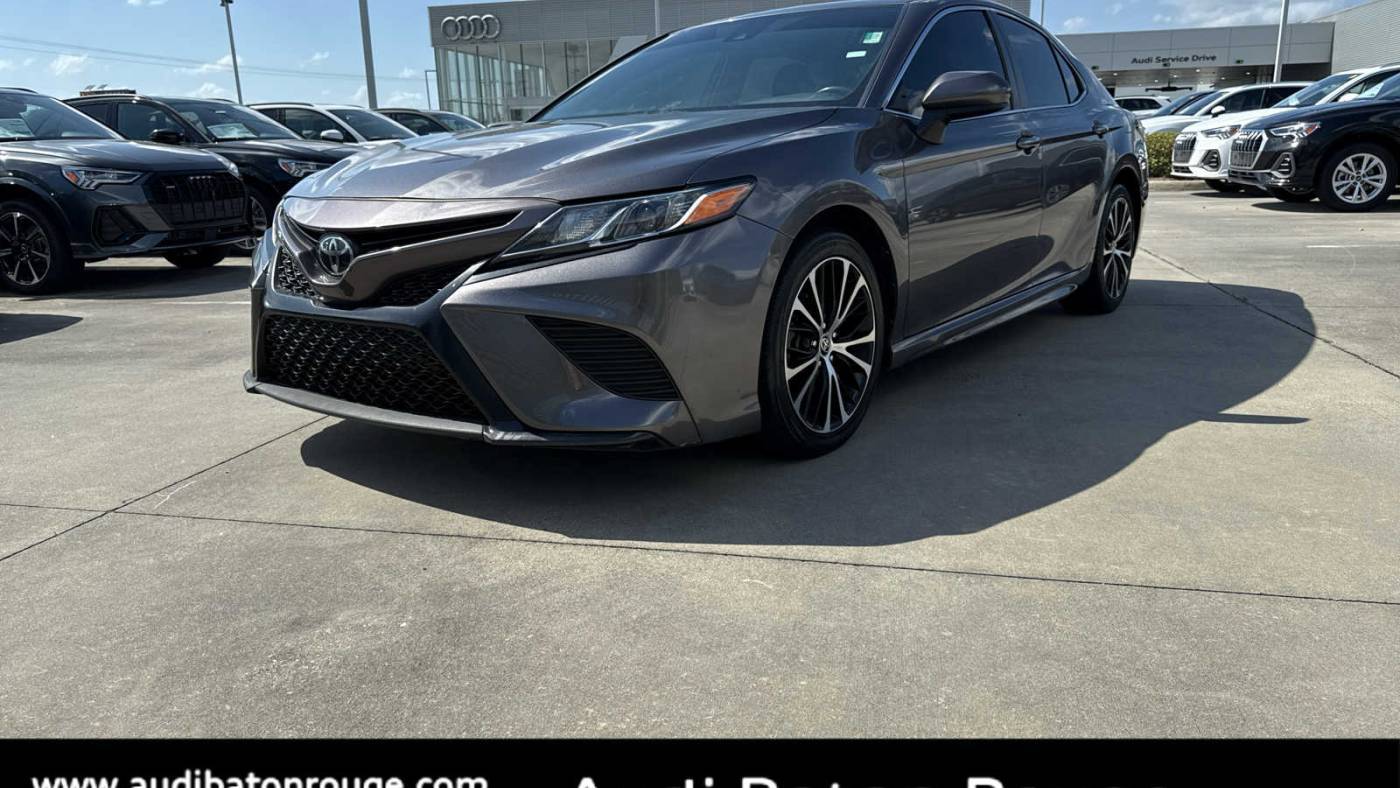 2020 Toyota Camry SE Nightshade