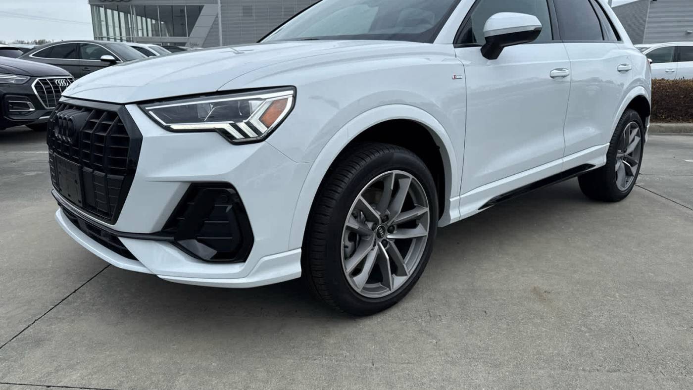 2025 Audi Q3 quattro S line Premium 45 TFSI