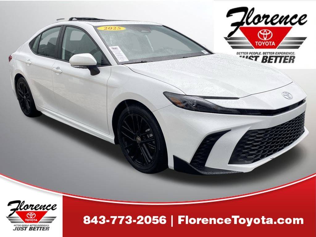 2025 Toyota Camry SE — Sedan — 14,694 mi — Florence, SC