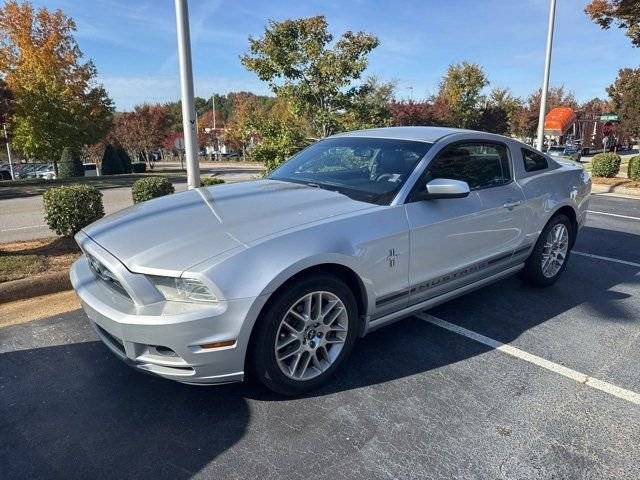 2013 Ford Mustang V6 Premium — Coupe — 118,289 mi — Cary, NC