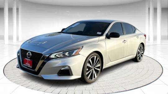 2022 Nissan Altima SR — Sedan — 31,148 mi — Costa Mesa, CA
