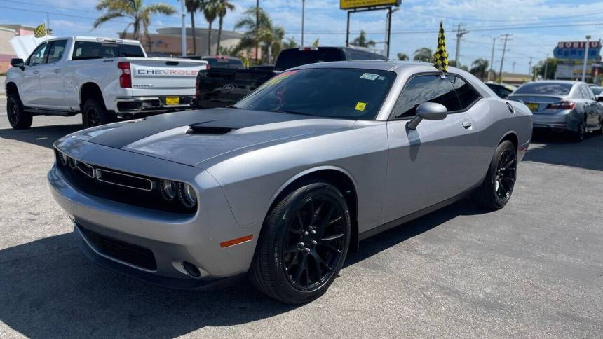 2015 Dodge Challenger SXT