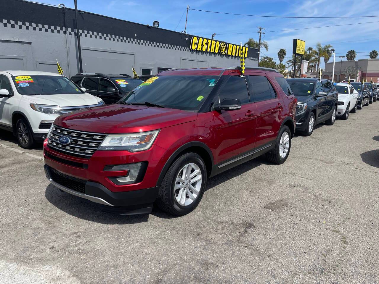 2017 Ford Explorer XLT — SUV — 90,517 mi — Oxnard, CA