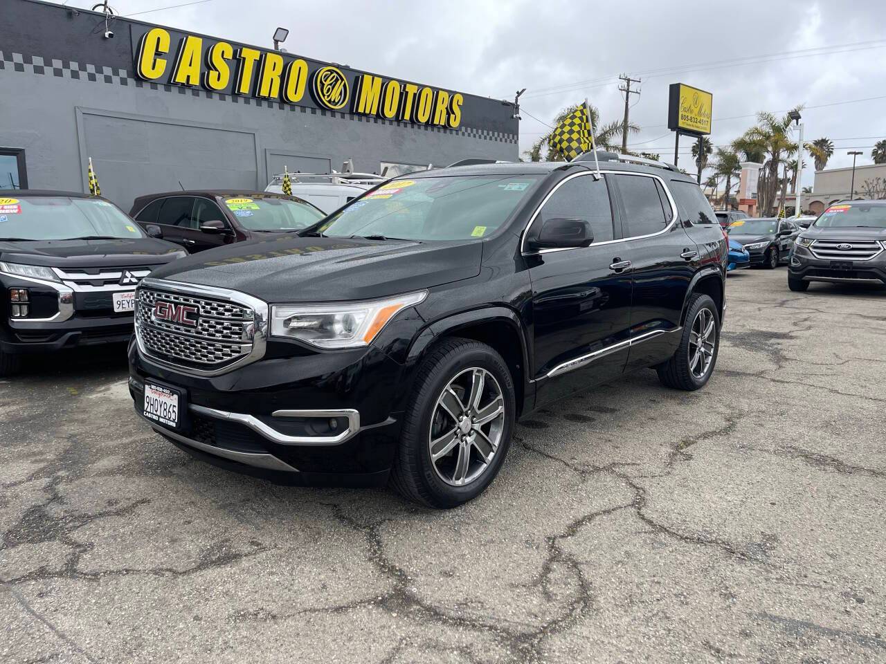 2017 GMC Acadia Denali — SUV — 87,337 mi — Oxnard, CA