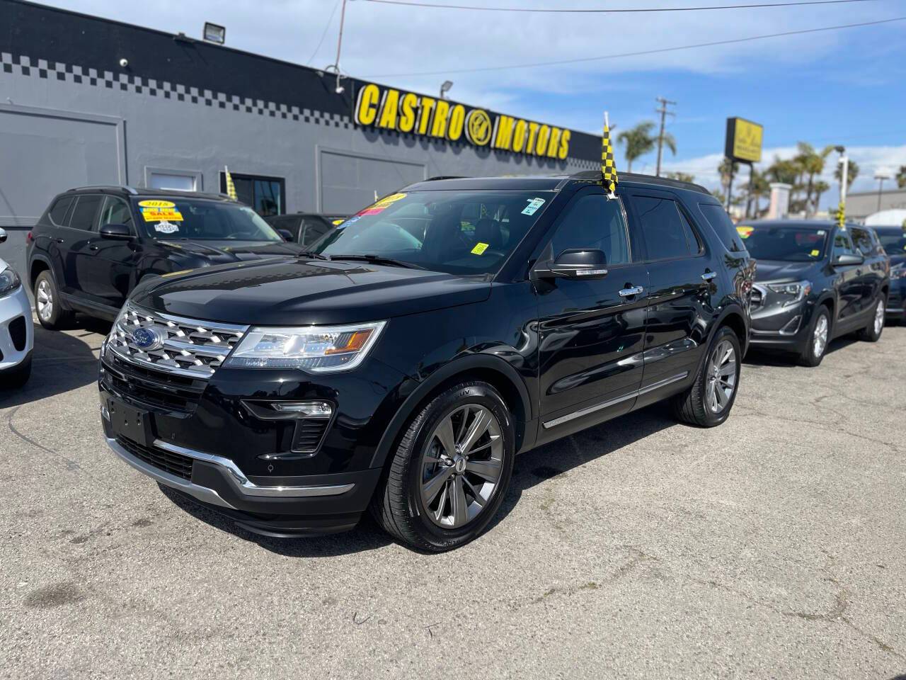 2018 Ford Explorer Limited — SUV — 99,631 mi — Oxnard, CA