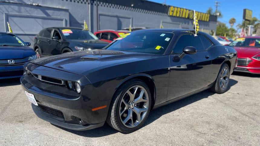 2017 Dodge Challenger SXT Plus — Coupe — 89,595 mi — Oxnard, CA