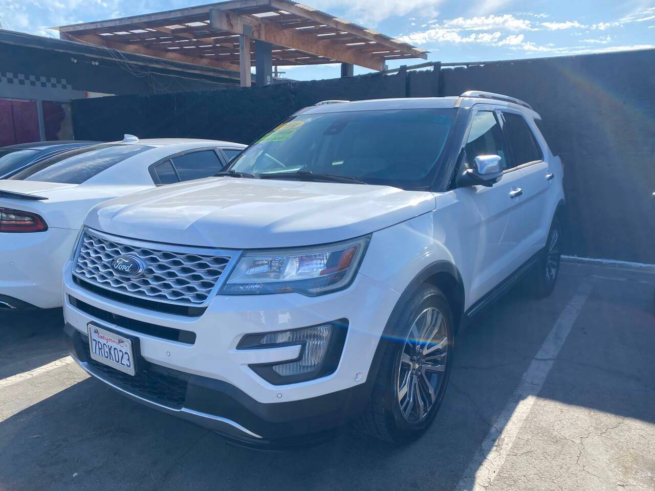2016 Ford Explorer Platinum — SUV — 117,111 mi — Oxnard, CA