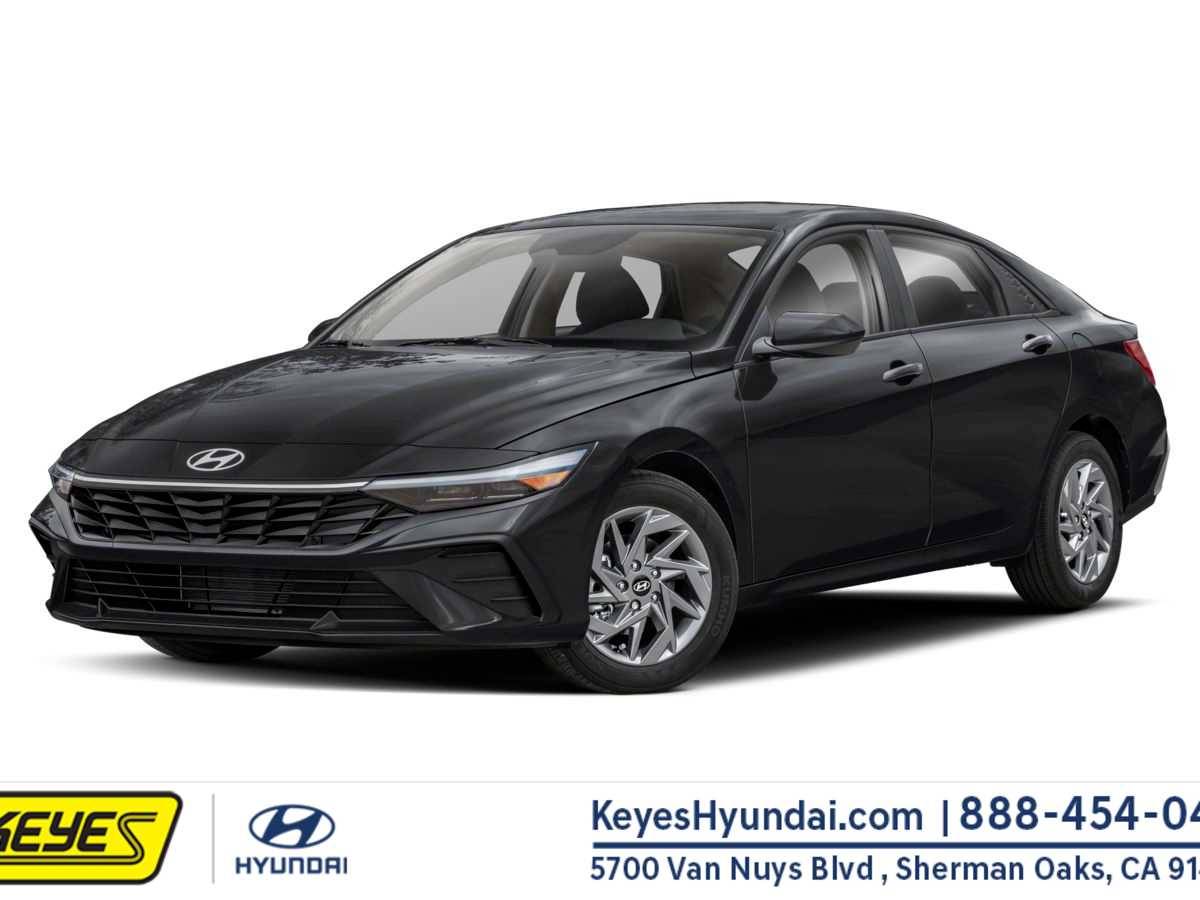 2024 Hyundai Elantra SEL — Sedan — 7,005 mi — Van Nuys, CA