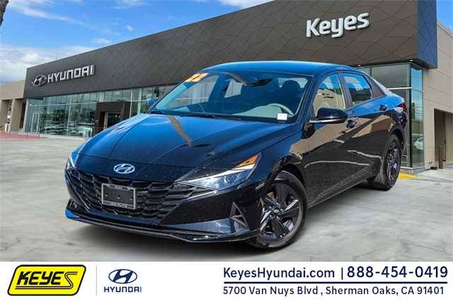 2022 Hyundai Elantra SEL — Sedan — 10,523 mi — Van Nuys, CA