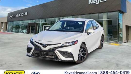 2023 Toyota Camry SE — Sedan — 31,366 mi — Van Nuys, CA