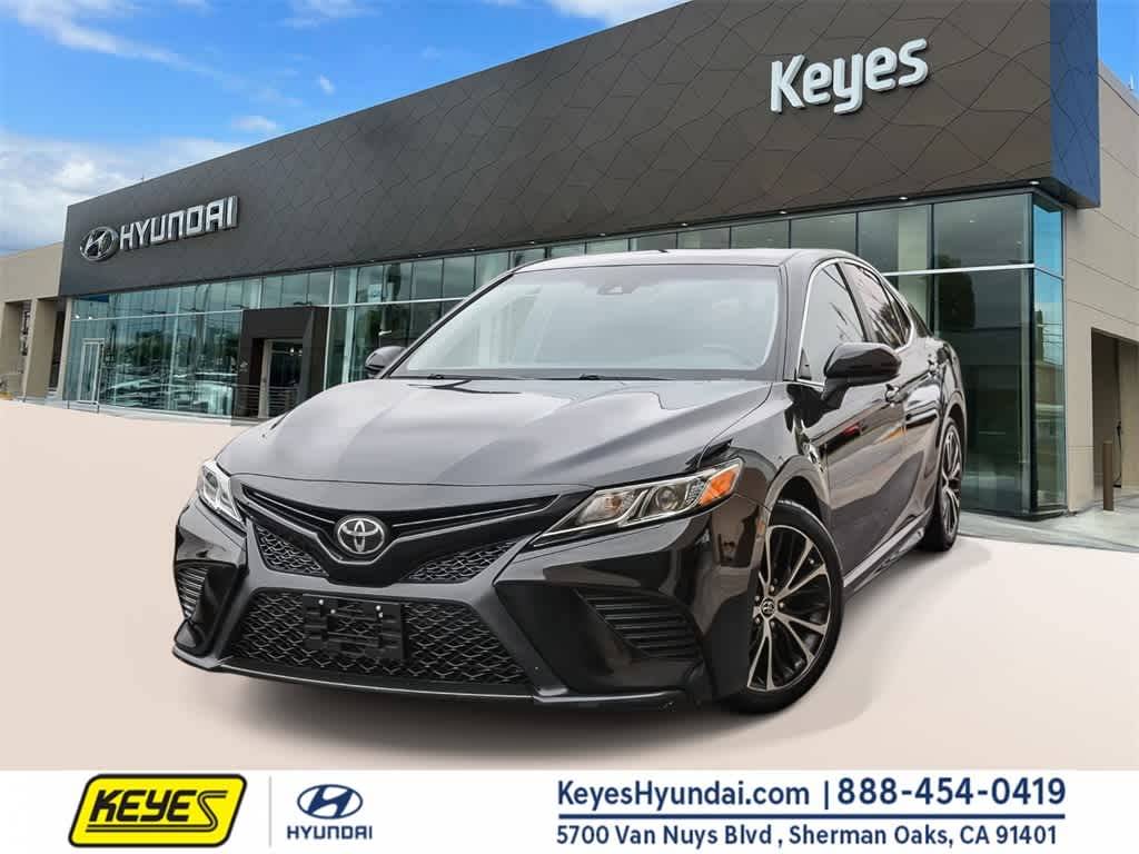 2018 Toyota Camry SE — Sedan — 90,566 mi — Van Nuys, CA