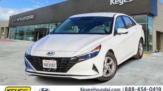 2022 Hyundai Elantra SE — Sedan — 11,120 mi — Van Nuys, CA