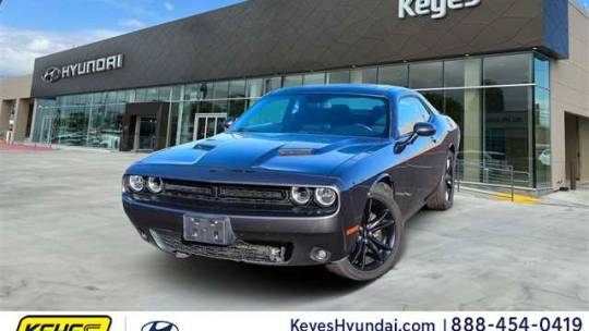 2018 Dodge Challenger SXT — Coupe — 83,114 mi — Van Nuys, CA