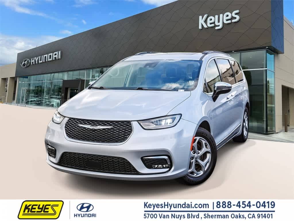 2023 Chrysler Pacifica Limited — Minivan — 65,165 mi — Van Nuys, CA