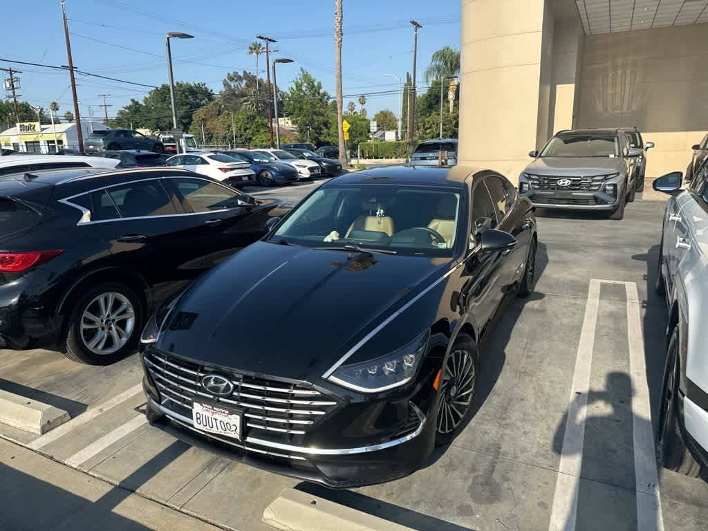 2021 Hyundai Sonata Hybrid Limited — Sedan — 163,875 mi — Van Nuys, CA