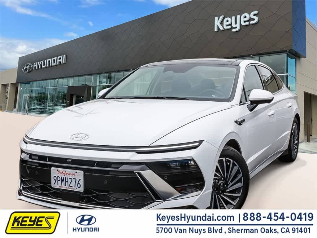 2025 Hyundai Sonata Hybrid Limited — Sedan — 3,034 mi — Van Nuys, CA