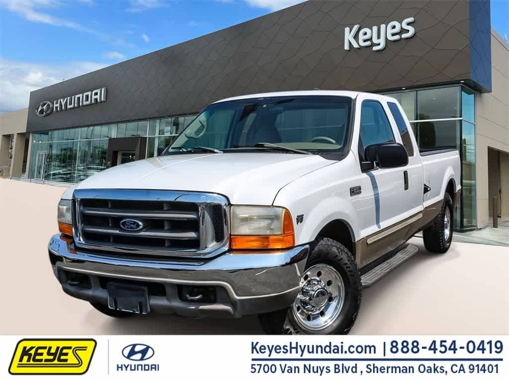 2000 Ford Super Duty F-250 XL — Pickup Truck — 112,285 mi — Van Nuys, CA