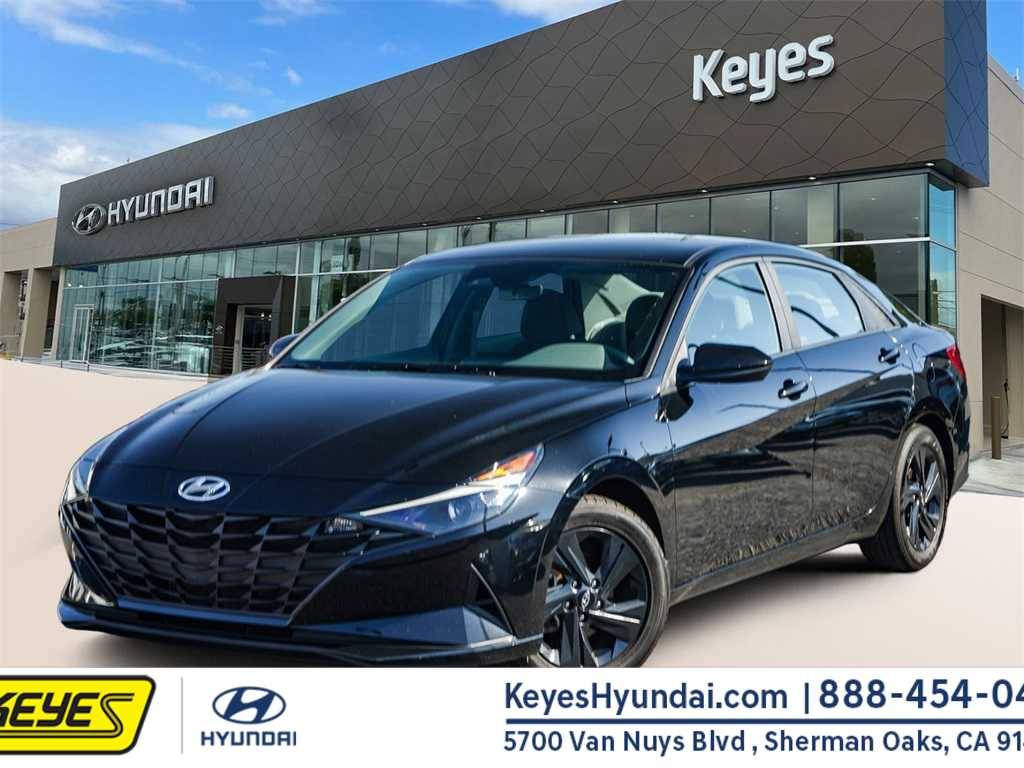 2022 Hyundai Elantra SEL — Sedan — 28,069 mi — Van Nuys, CA