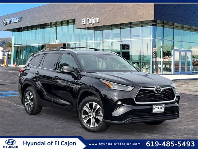 2022 Toyota Highlander XLE — SUV — 23,227 mi — El Cajon, CA