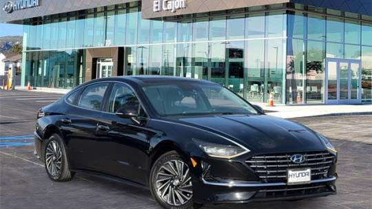2023 Hyundai Sonata Hybrid Limited — Sedan — 45,745 mi — El Cajon, CA