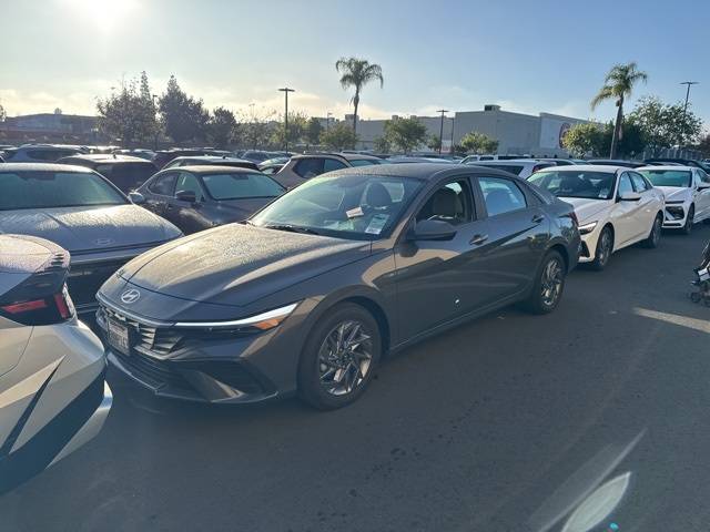 2024 Hyundai Elantra SEL — Sedan — 5,203 mi — El Cajon, CA