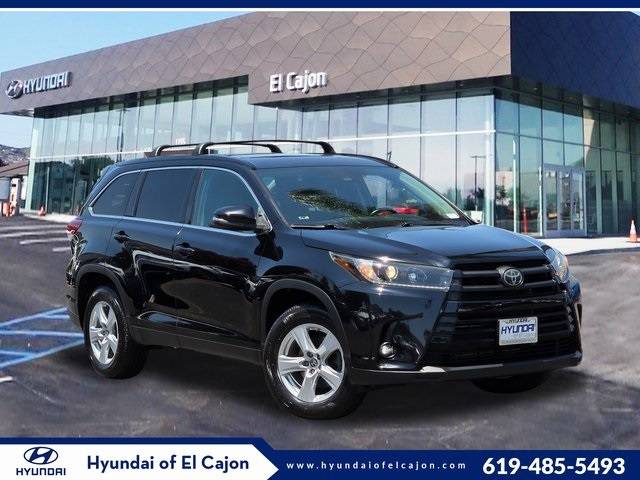 2019 Toyota Highlander SE V6 — SUV — 97,449 mi — El Cajon, CA