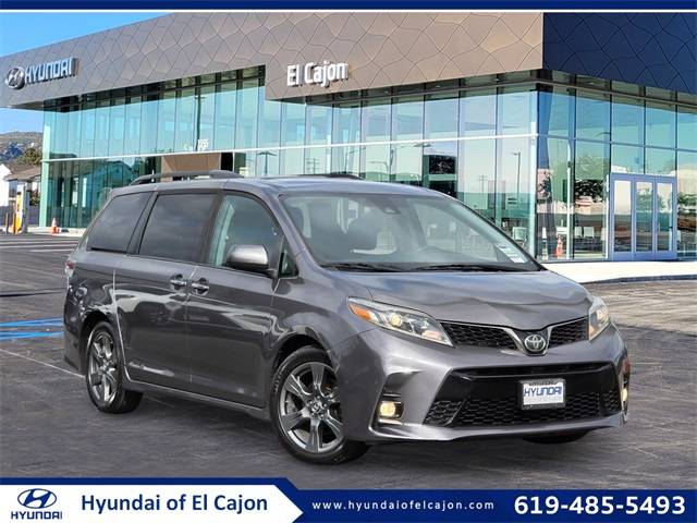 2019 Toyota Sienna SE Premium — Minivan — 122,891 mi — El Cajon, CA